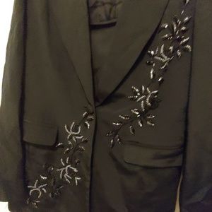 Black skirt set
